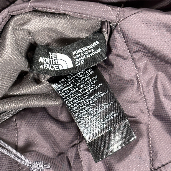 North Face Vest Womens SMALL Gray Mossbud Reversible Quilted Sherpa Fleece - Picture 5 of 12